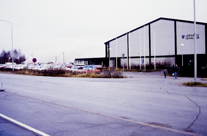 Matinkylän kuplahalli ja jäähalli 1990