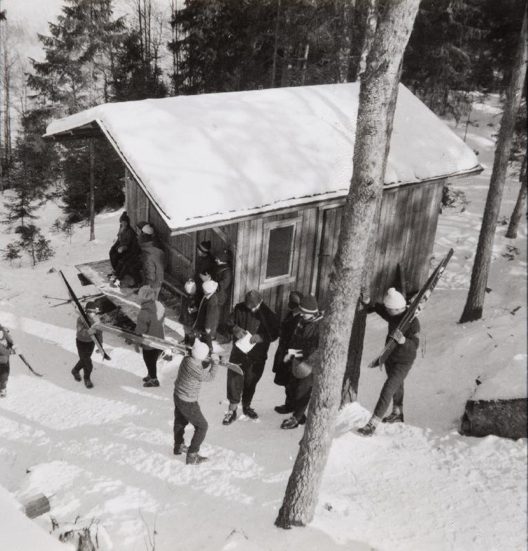 Bergön hyppyrimäki, Suvisaaristo