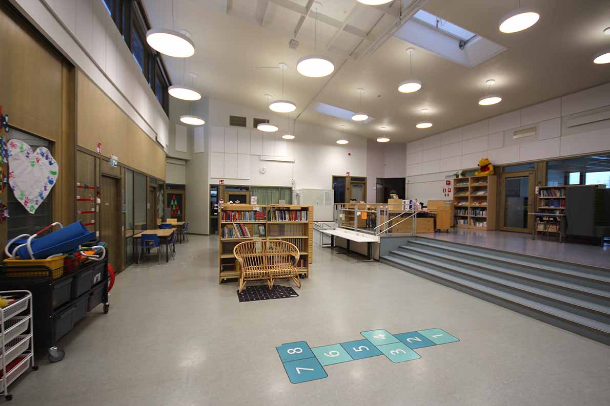 Karamzinin koulu, Espoo.