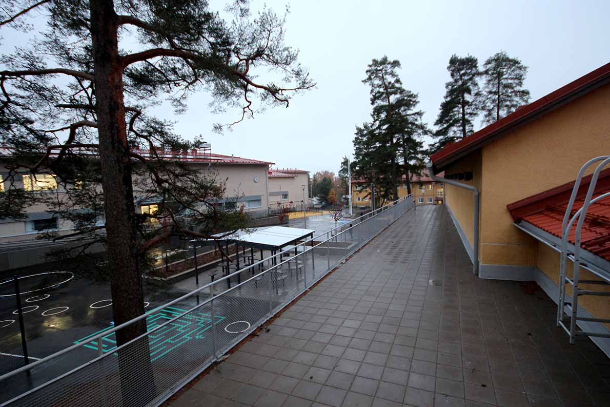Laajalahden koulu, Espoo.