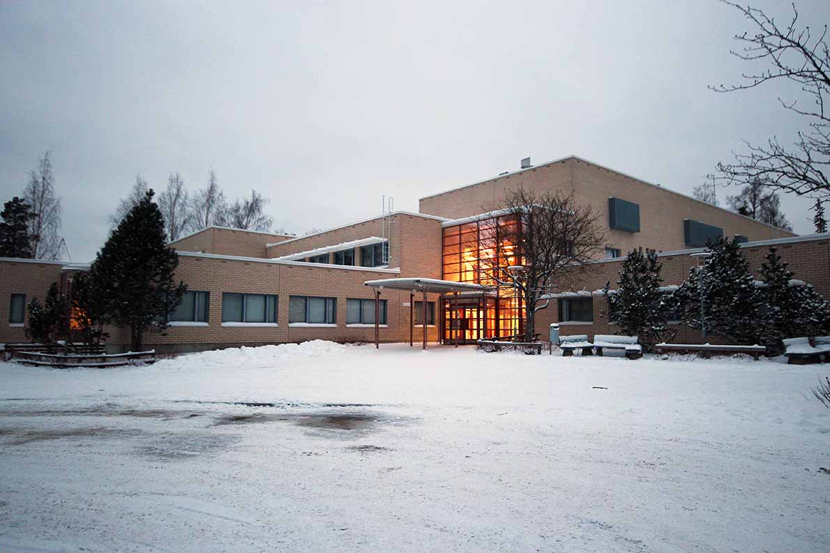 Lintumetsän koulu, Espoo.