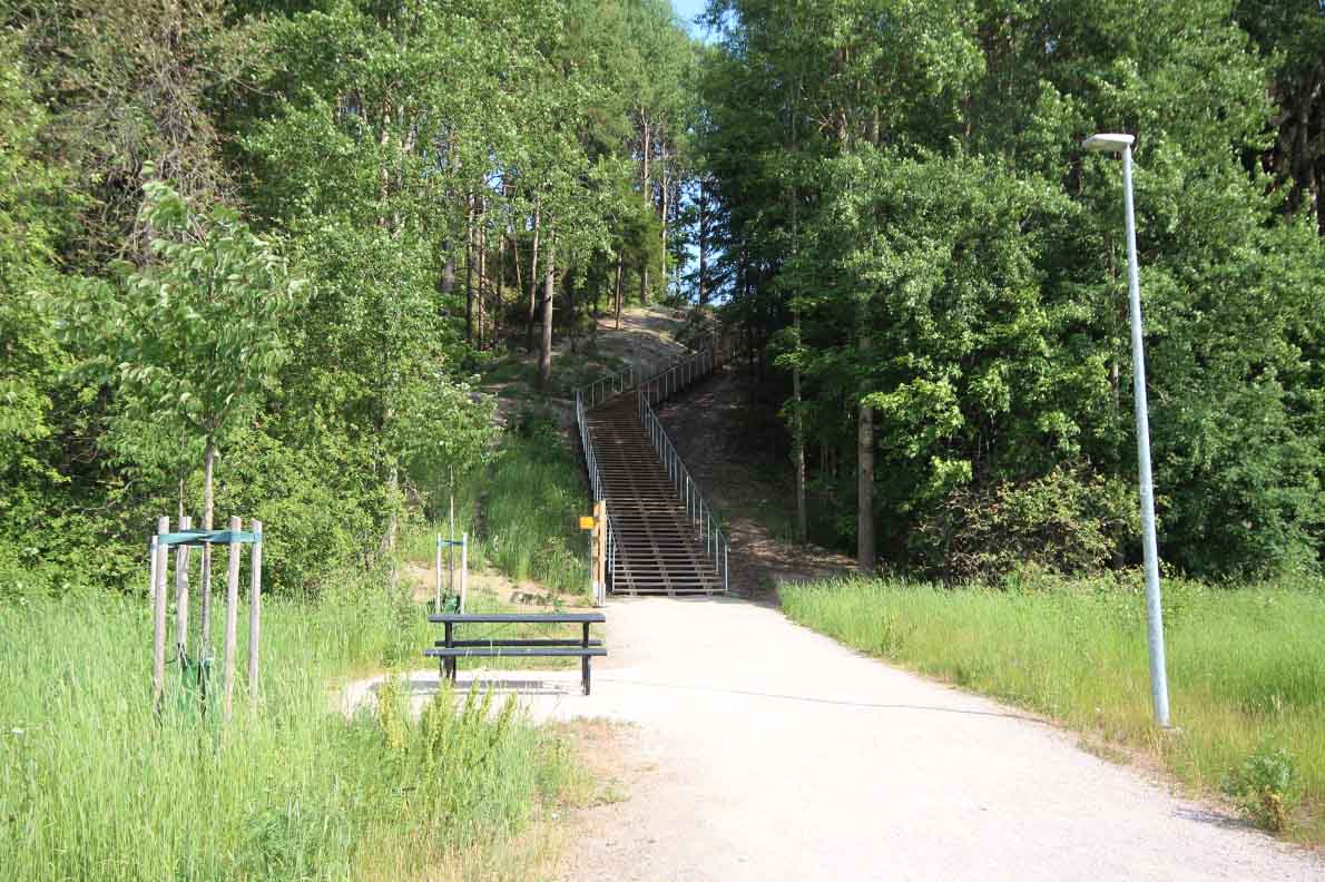 Savelanpuiston kuntoportaat, Helsinki.