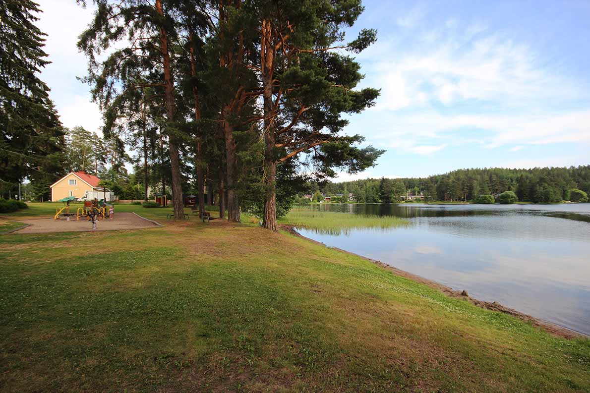 Pitkäjärven läntinen uimaranta, Mikkeli.