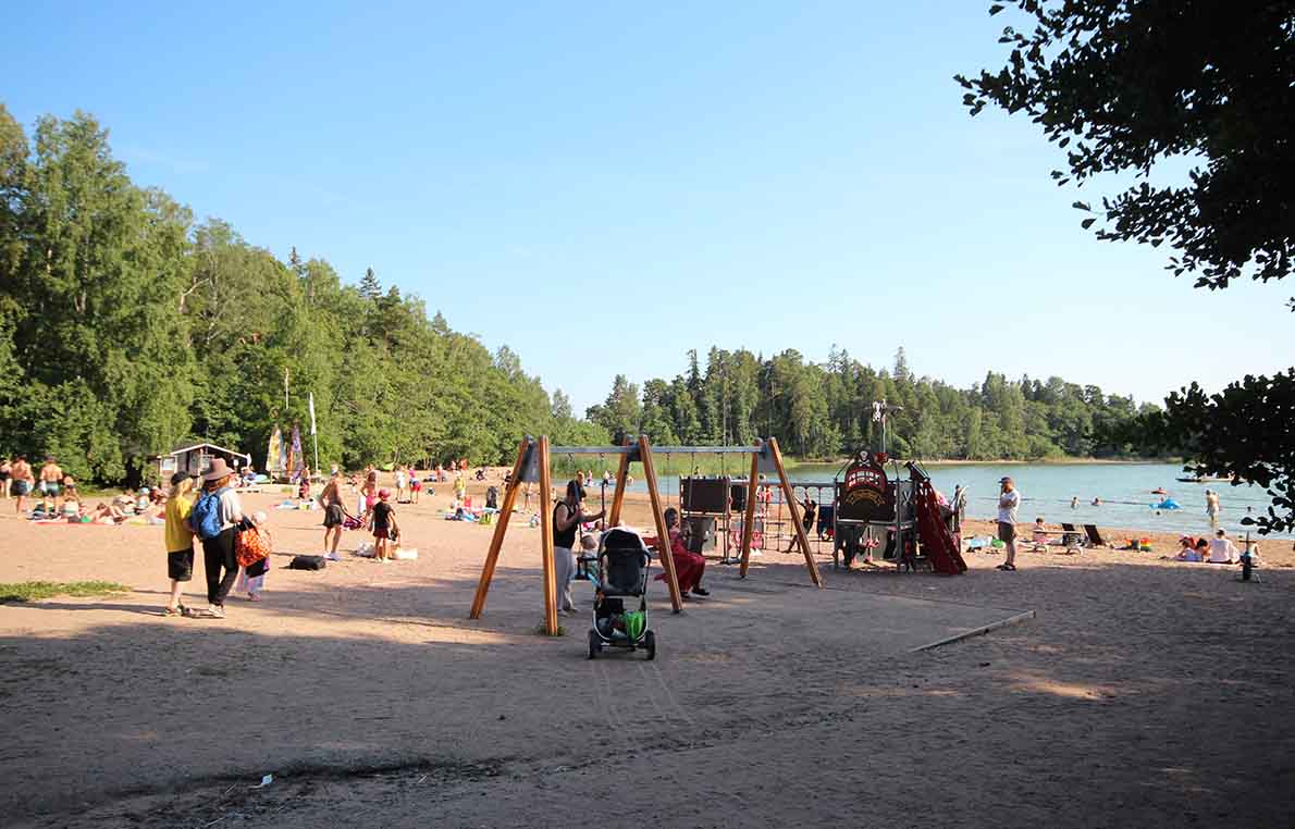 Saaronniemen uimaranta, Turku.