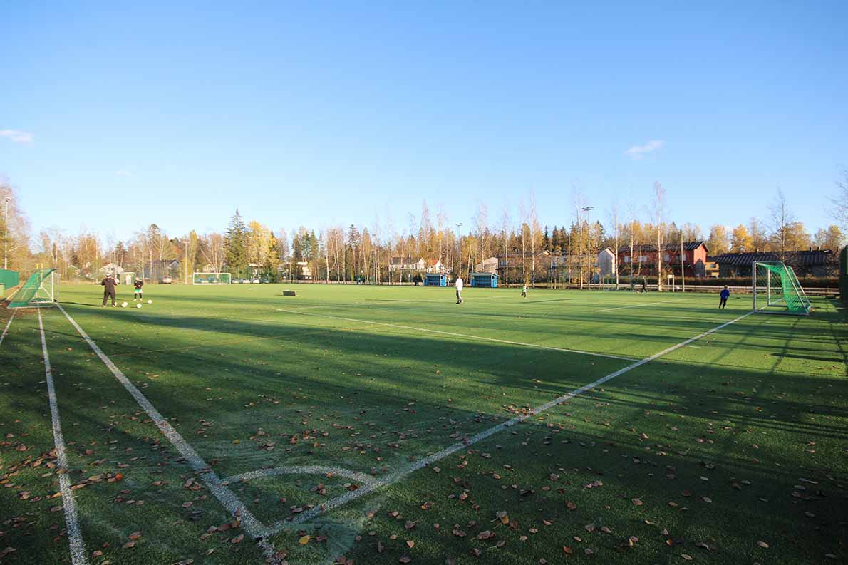 Uusmäen tekonurmikenttä, Espoo.
