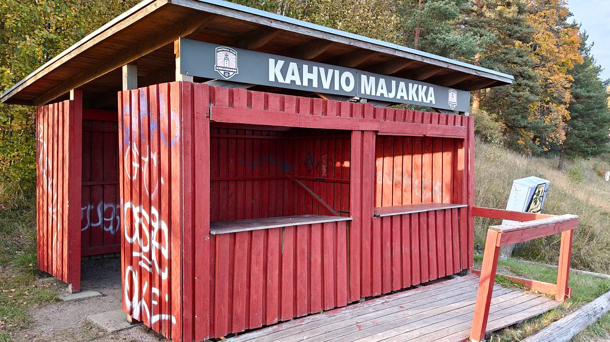 Kirkkonummen urheilukenttä 10