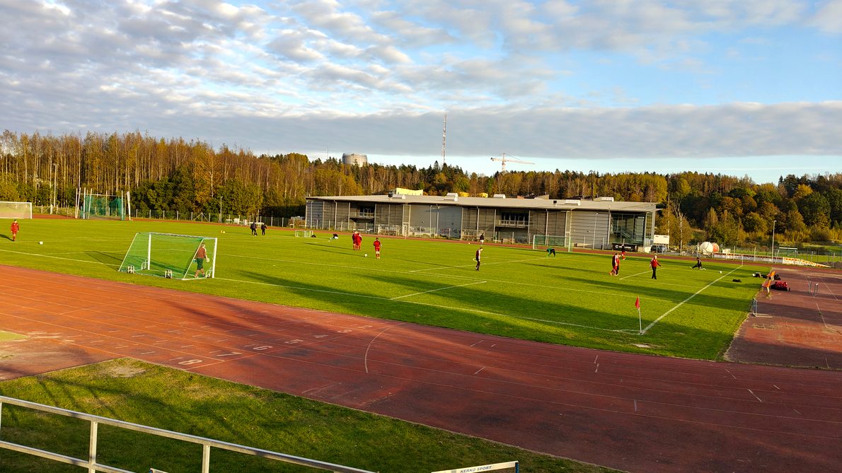 Kirkkonummen urheilukenttä 6