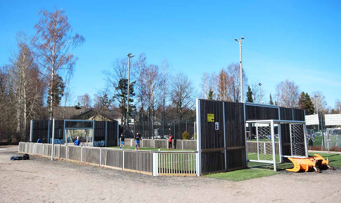 Itä-Hakkilan tekonurmi, Vantaa.