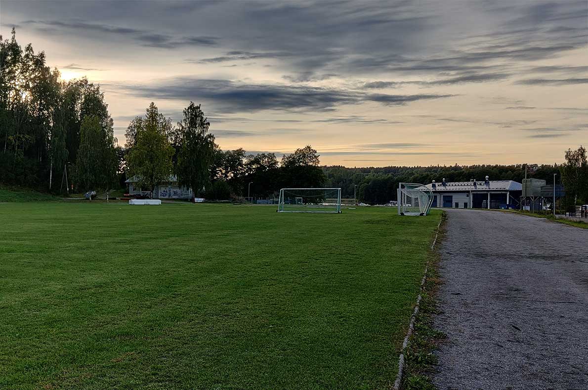 Vihdin kirkonkylän urheilukentät.